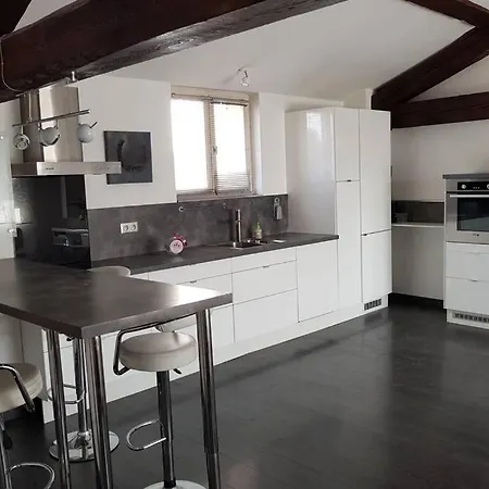 L'Escapadou - Charme Et Tranquillite Apartamento Albi Exterior foto