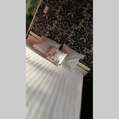 L'Escapadou - Charme Et Tranquillite Apartamento Albi Exterior foto